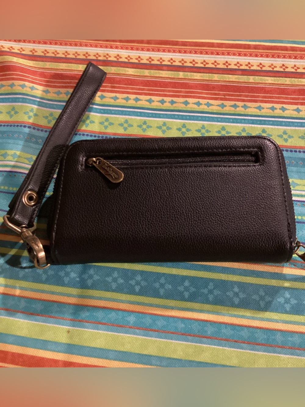 Thirty-one Slim Wallet in Black Pebble Vegan Leather - Picture 2 of 8